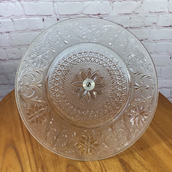 Vintage Indiana Glass Clear Sandwich Tidbit Tray with Metal Handle - Picture 8 of 9